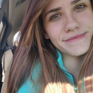 Meet your Posher, Ashleigh